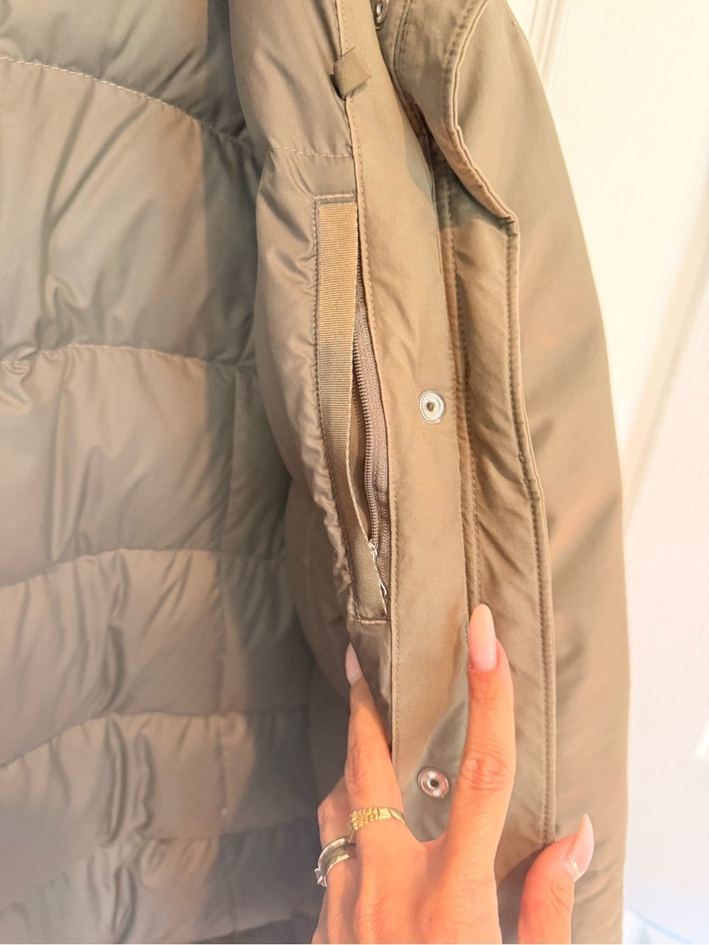 The North Face Women's Hooded Parka Jacket - Olive - Picture 6 of 12